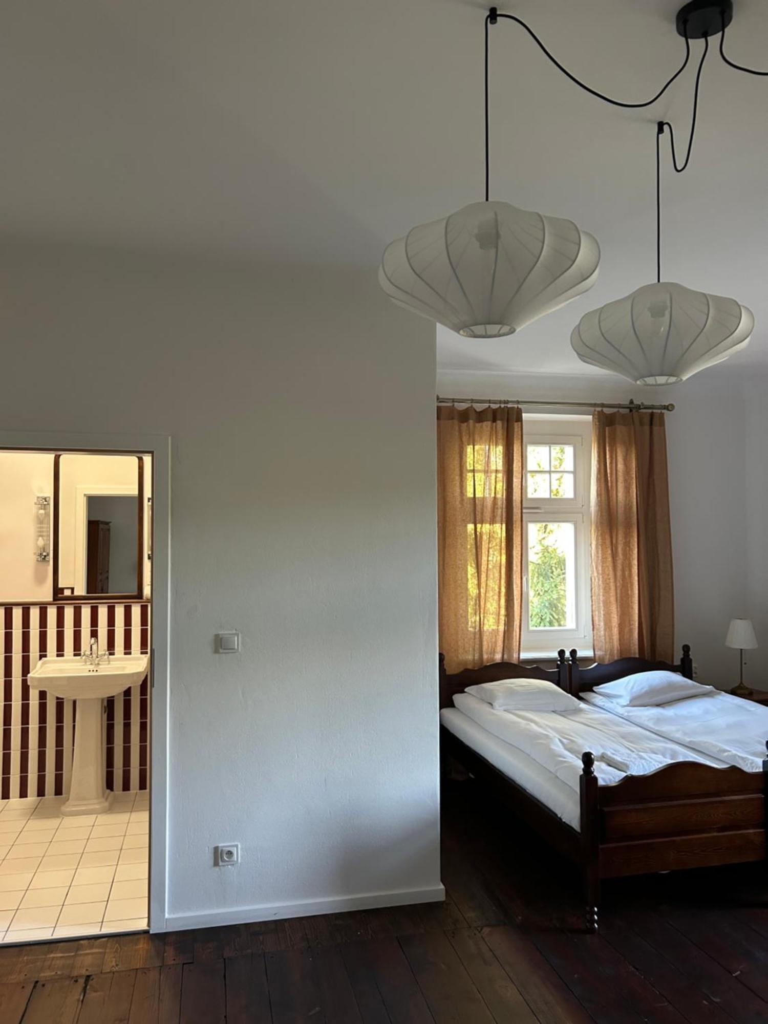 Palac Pozorty Badki Bagian luar foto