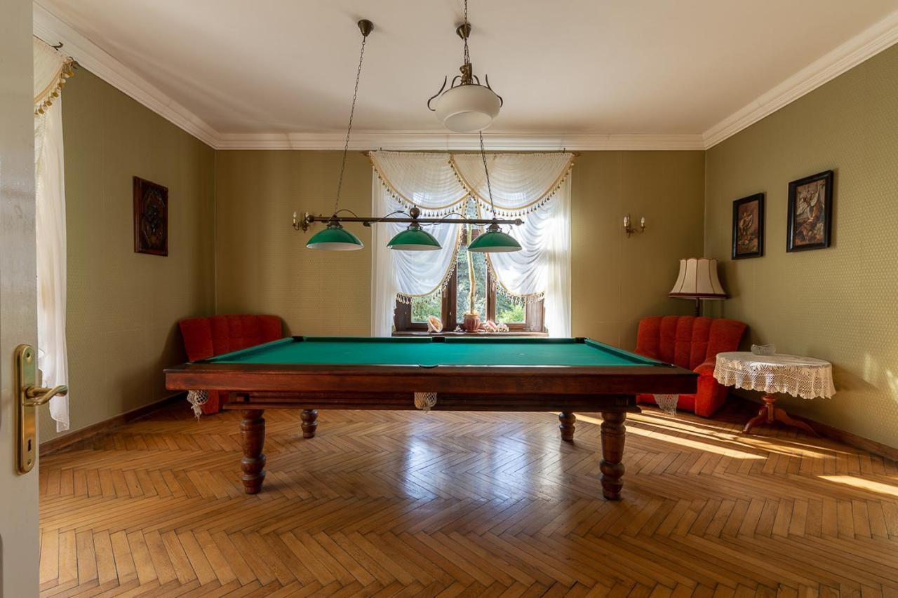 Palac Pozorty Badki Bagian luar foto